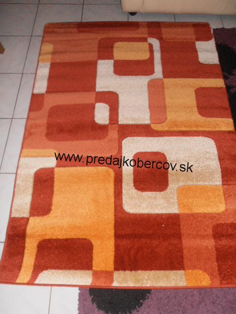 Vtláčaný koberec, moderný vzor, 160 x 220 cm, terakota